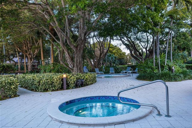 4000 Towerside Ter 604, Miami, FL 33138