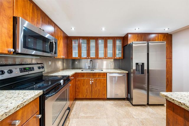 4000 Towerside Ter 604, Miami, FL 33138