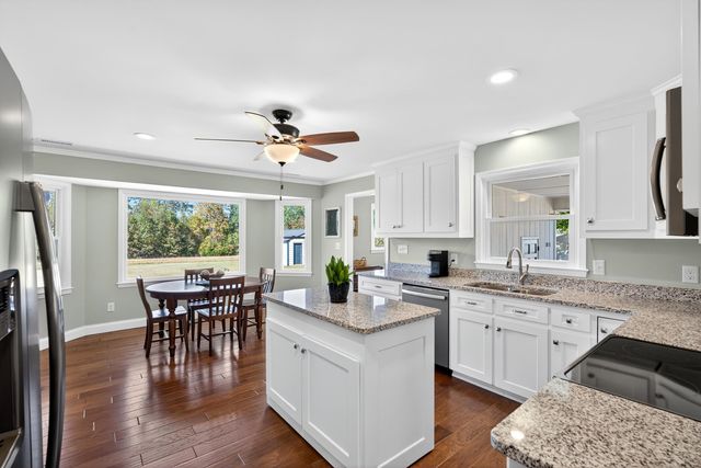 1817 Love Springs Rd, Gaffney, SC 29341