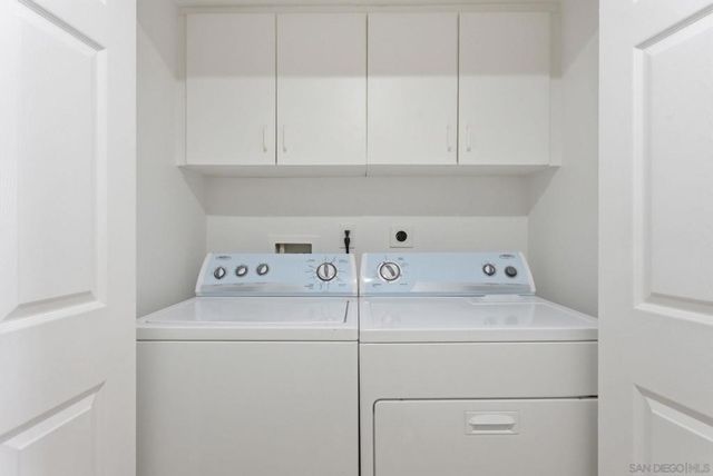 12041 Tivoli Park Row 2, San Diego, CA 92128