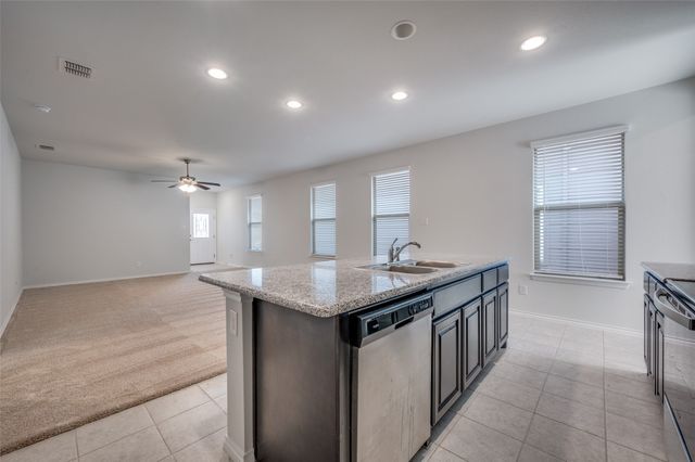 632 Coleman Street, Aubrey, TX 76227