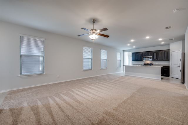 632 Coleman Street, Aubrey, TX 76227