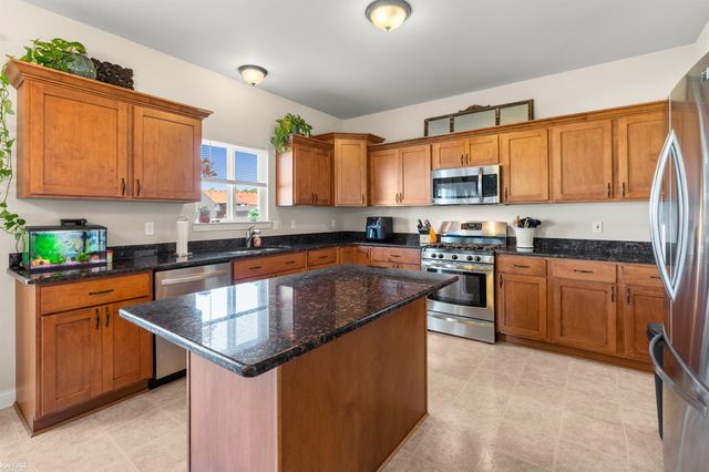 8101 Peninsula Circle, Mundy Twp, MI 48439