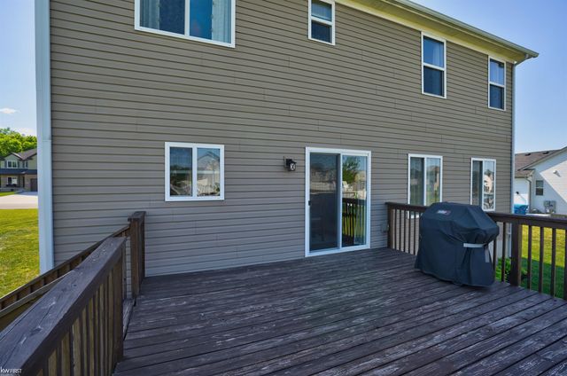 8101 Peninsula Circle, Mundy Twp, MI 48439