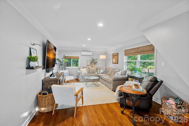 107 Beachview Drive, Mooresville, NC 28117