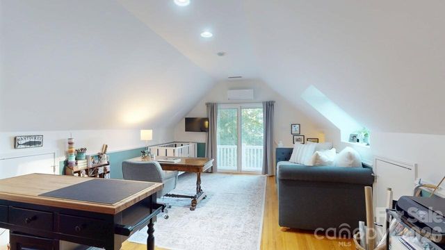 107 Beachview Drive, Mooresville, NC 28117