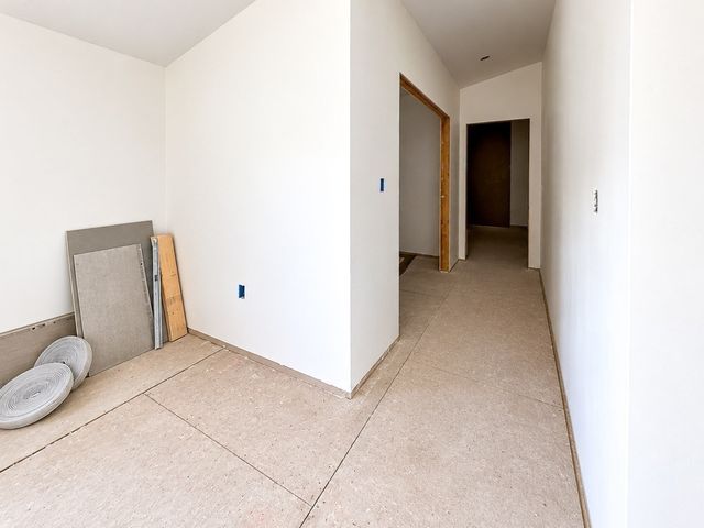 29 Westmore 29, Boston, MA 02126
