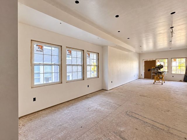 29 Westmore 29, Boston, MA 02126