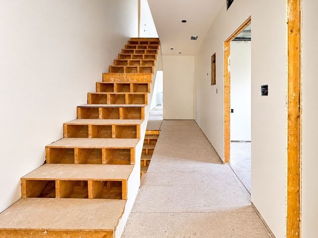 29 Westmore 29, Boston, MA 02126