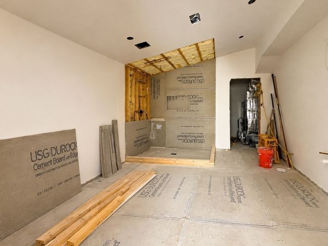 29 Westmore 29, Boston, MA 02126