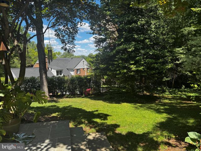 3811 BENT BRANCH RD, Falls Church, VA 22041