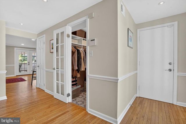 3811 BENT BRANCH RD, Falls Church, VA 22041