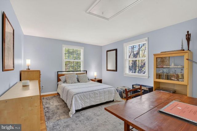 3811 BENT BRANCH RD, Falls Church, VA 22041