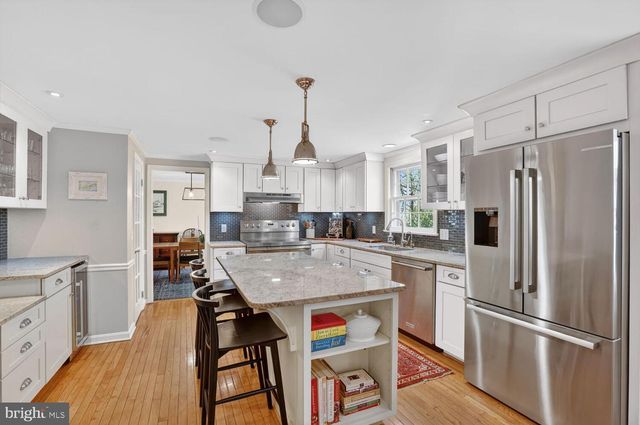 3811 BENT BRANCH RD, Falls Church, VA 22041