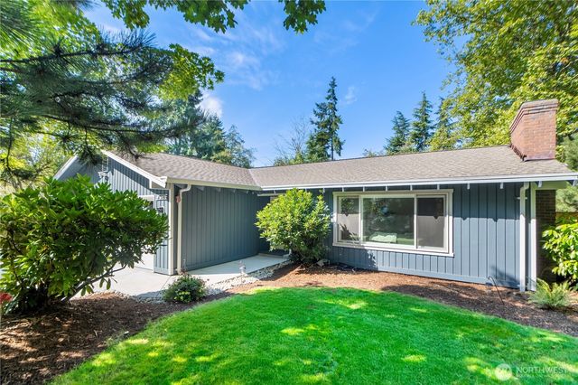 11527 NE 113th Place, Kirkland, WA 98033