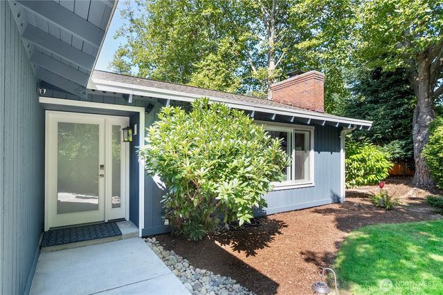 11527 NE 113th Place, Kirkland, WA 98033