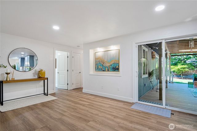 11527 NE 113th Place, Kirkland, WA 98033