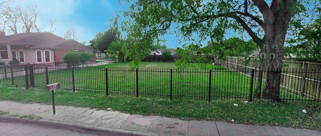 505 S Masters Drive, Dallas, TX 75217