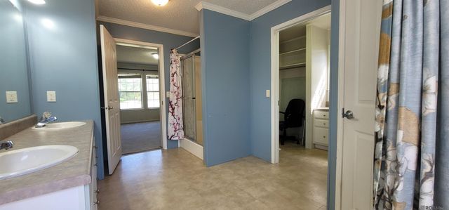 10944 Monroe Perkins Rd, Denham Springs, LA 70726