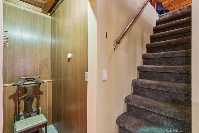 31655 Valley View, Running Springs, CA 92382