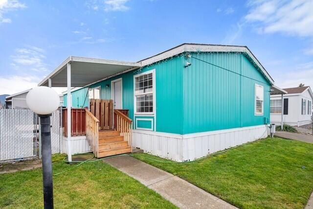 1570 S Peach Street SPC 26, Medford, OR 97501