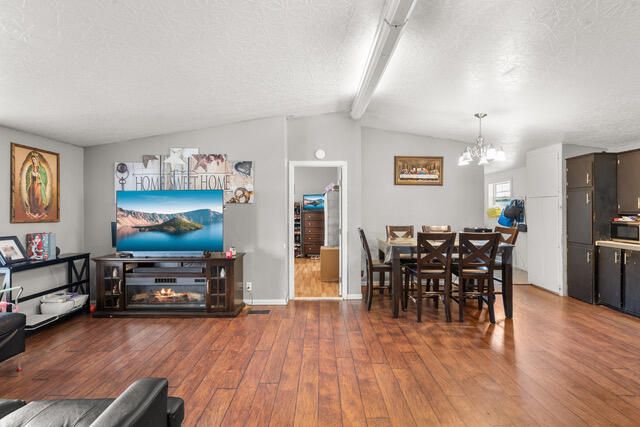 1570 S Peach Street SPC 26, Medford, OR 97501