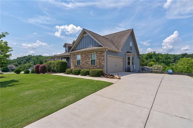 1010 Gold Finch Drive, Jefferson, GA 30549