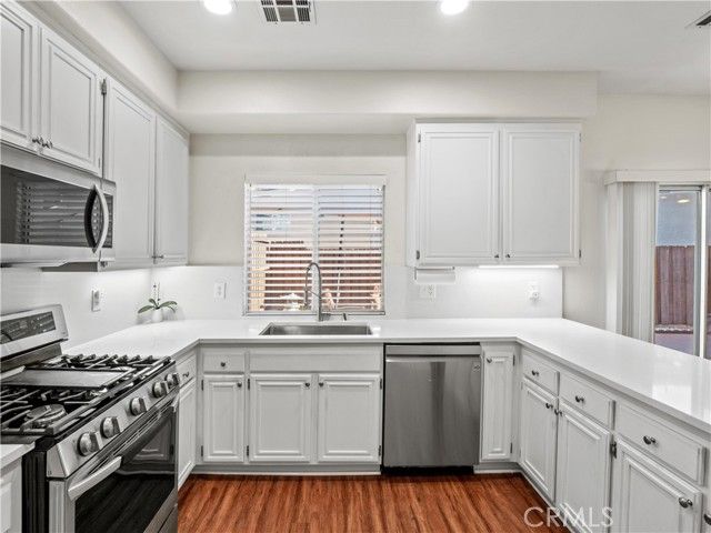 14632 Glenridge Court, Sylmar (los Angeles), CA 91342