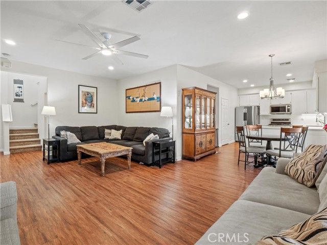 14632 Glenridge Court, Sylmar (los Angeles), CA 91342