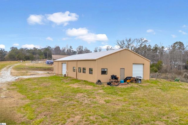 665 Oconee Creek Road, Walhalla, SC 29691