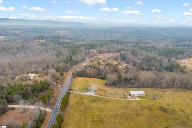 665 Oconee Creek Road, Walhalla, SC 29691