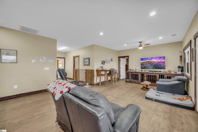 665 Oconee Creek Road, Walhalla, SC 29691