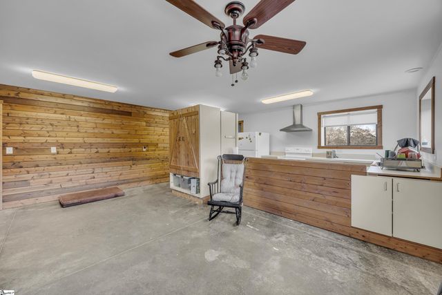 665 Oconee Creek Road, Walhalla, SC 29691