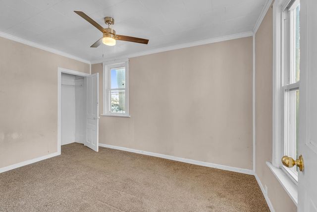 902 Fleming Avenue, Jackson, MI 49202