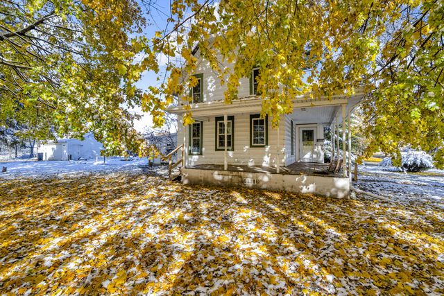 902 Fleming Avenue, Jackson, MI 49202