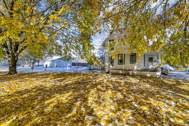 902 Fleming Avenue, Jackson, MI 49202