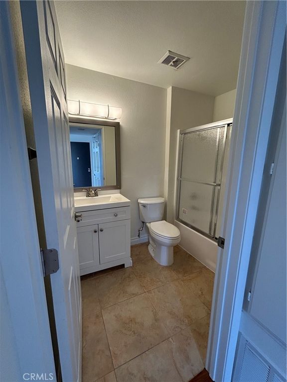 21520 Burbank 303, Woodland Hills, CA 91367 — photo 4