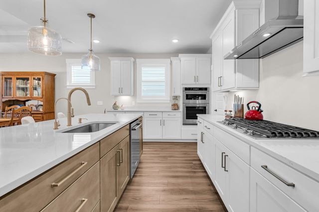 306 Autumn Azalea Way, Summerville, SC 29486