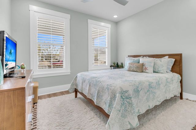 306 Autumn Azalea Way, Summerville, SC 29486
