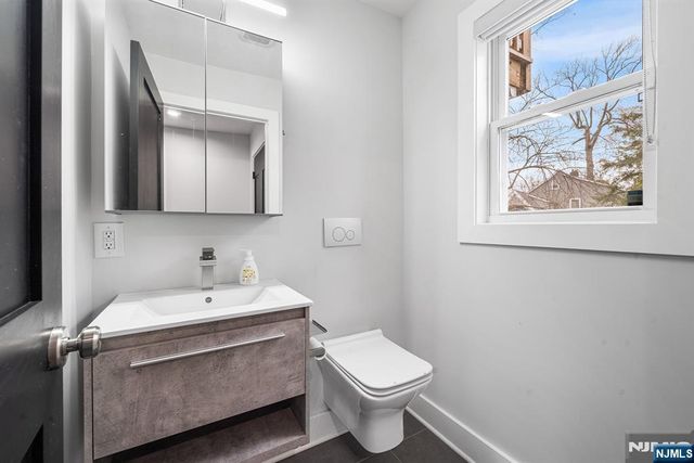 507 Sagamore Avenue, Teaneck, NJ 07666