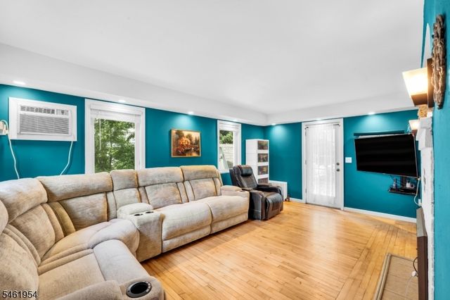 3 Johnson Ave, Mount Olive Twp., NJ 07828