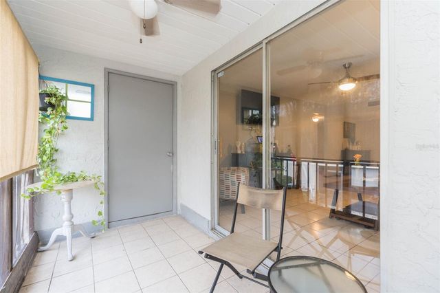 14472 REUTER STRASSE CIR 408, Tampa, FL 33613