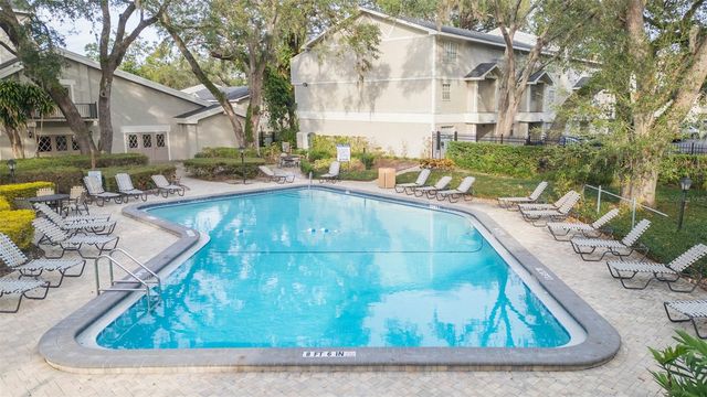 14472 REUTER STRASSE CIR 408, Tampa, FL 33613