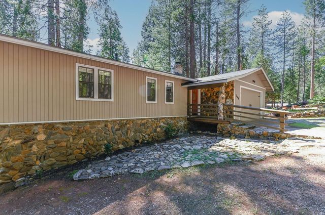 26670 Columbia Dr, Pioneer, CA 95666