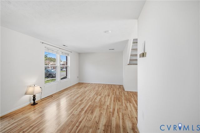 4936 Farrell Ct, Henrico, VA 23228