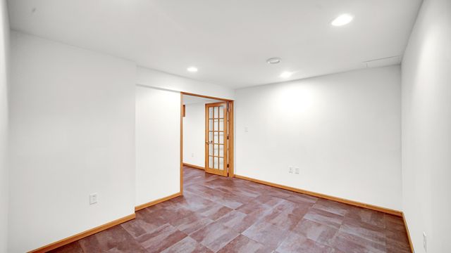 1124 Lisa Lane, Schererville, IN 46375