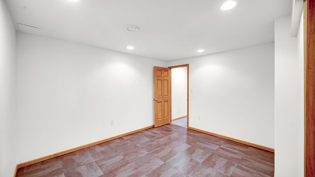 1124 Lisa Lane, Schererville, IN 46375