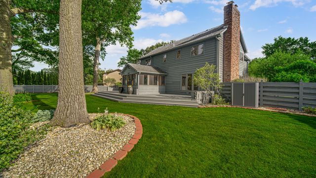 1124 Lisa Lane, Schererville, IN 46375