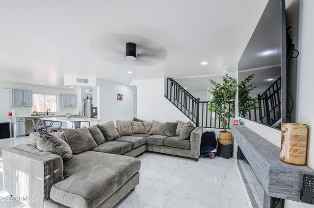 7228 S 42ND Drive, Phoenix, AZ 85041