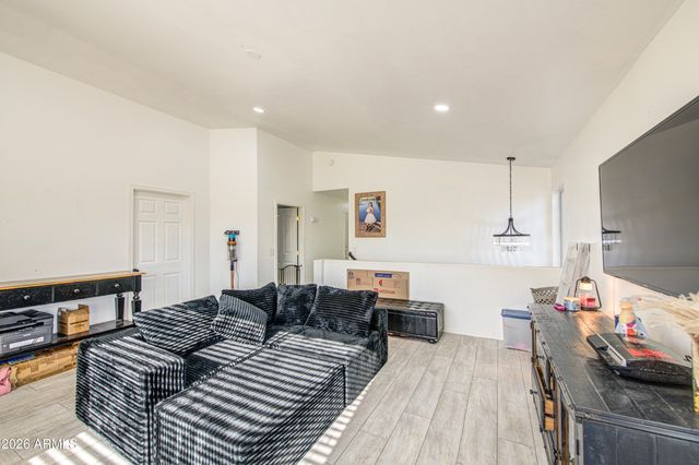 7228 S 42ND Drive, Phoenix, AZ 85041